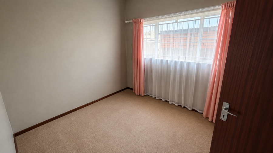To Let 3 Bedroom Property for Rent in Fichardt Park Free State